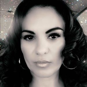 Meet your Posher, Martha